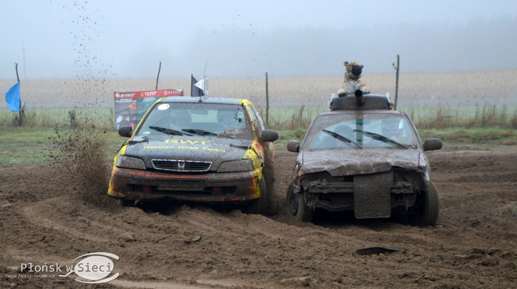 Motociekawy Wrak Race - zbiórka dla Bogusi