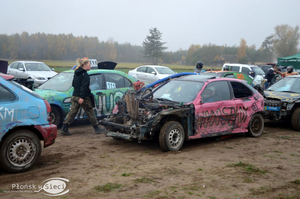 Motociekawy Wrak Race - zbiórka dla Bogusi