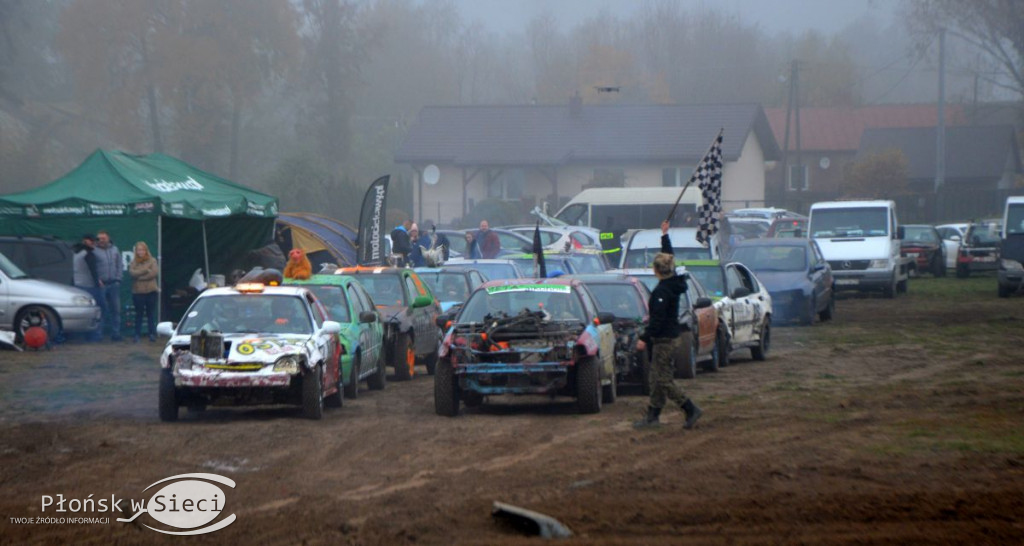 Motociekawy Wrak Race - zbiórka dla Bogusi