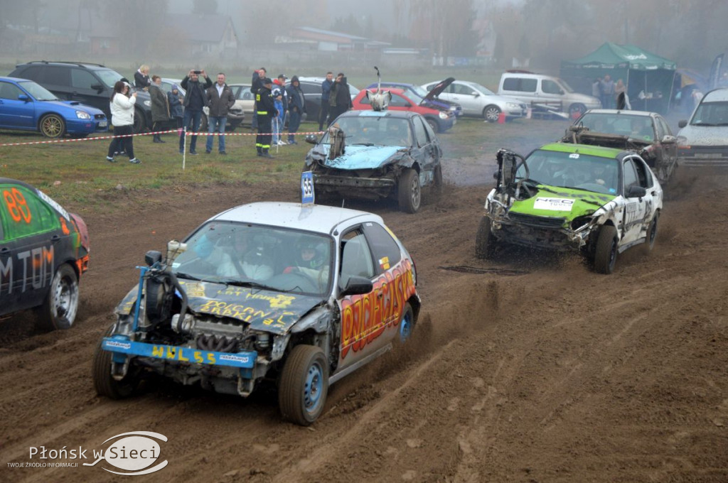 Motociekawy Wrak Race - zbiórka dla Bogusi