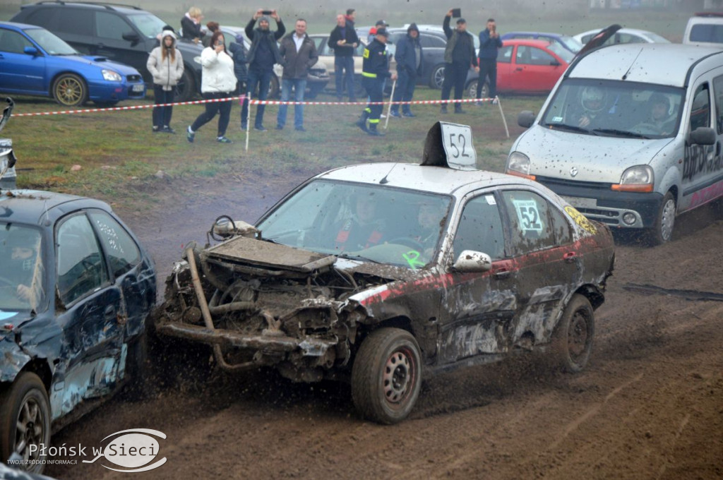 Motociekawy Wrak Race - zbiórka dla Bogusi