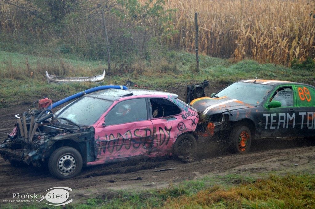 Motociekawy Wrak Race - zbiórka dla Bogusi