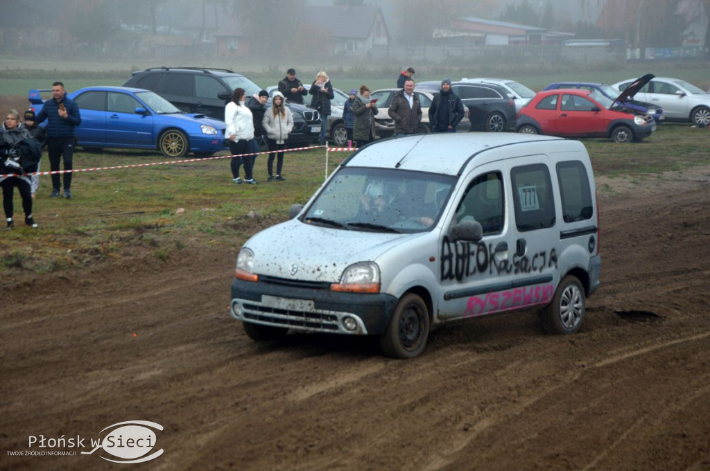 Motociekawy Wrak Race - zbiórka dla Bogusi