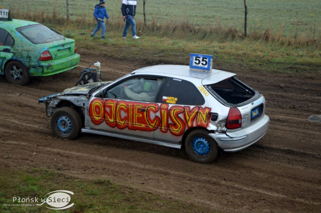 Motociekawy Wrak Race - zbiórka dla Bogusi