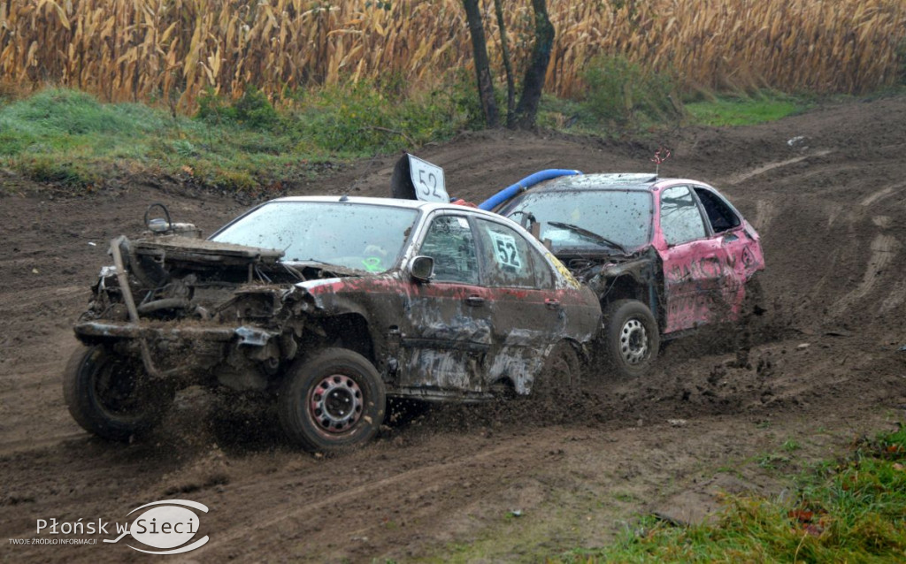 Motociekawy Wrak Race - zbiórka dla Bogusi