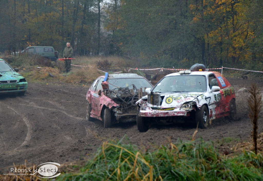 Motociekawy Wrak Race - zbiórka dla Bogusi