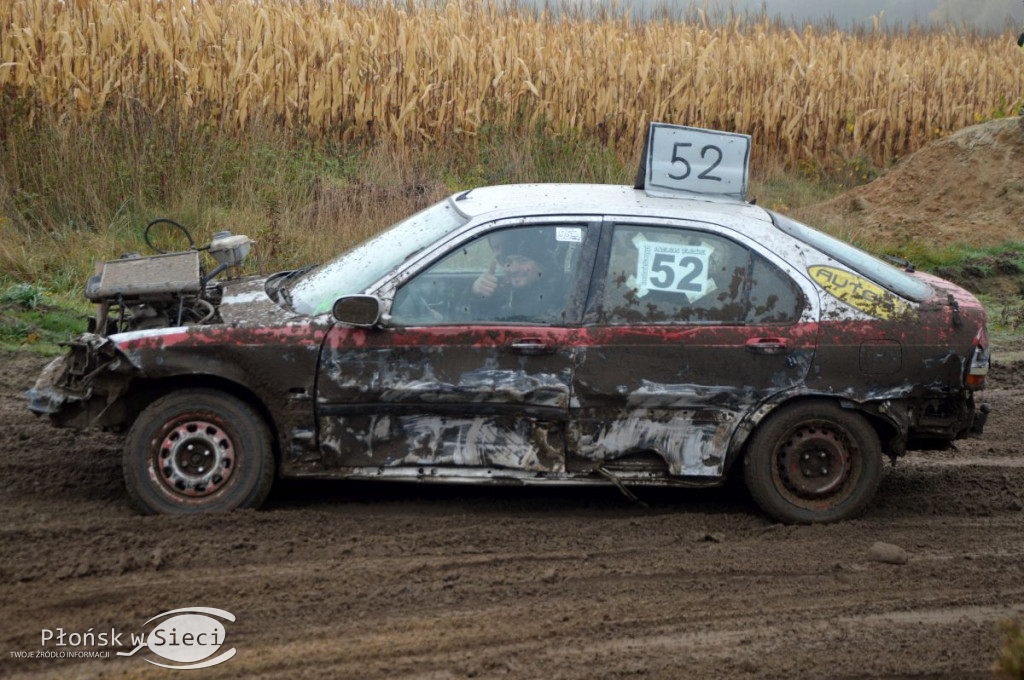Motociekawy Wrak Race - zbiórka dla Bogusi