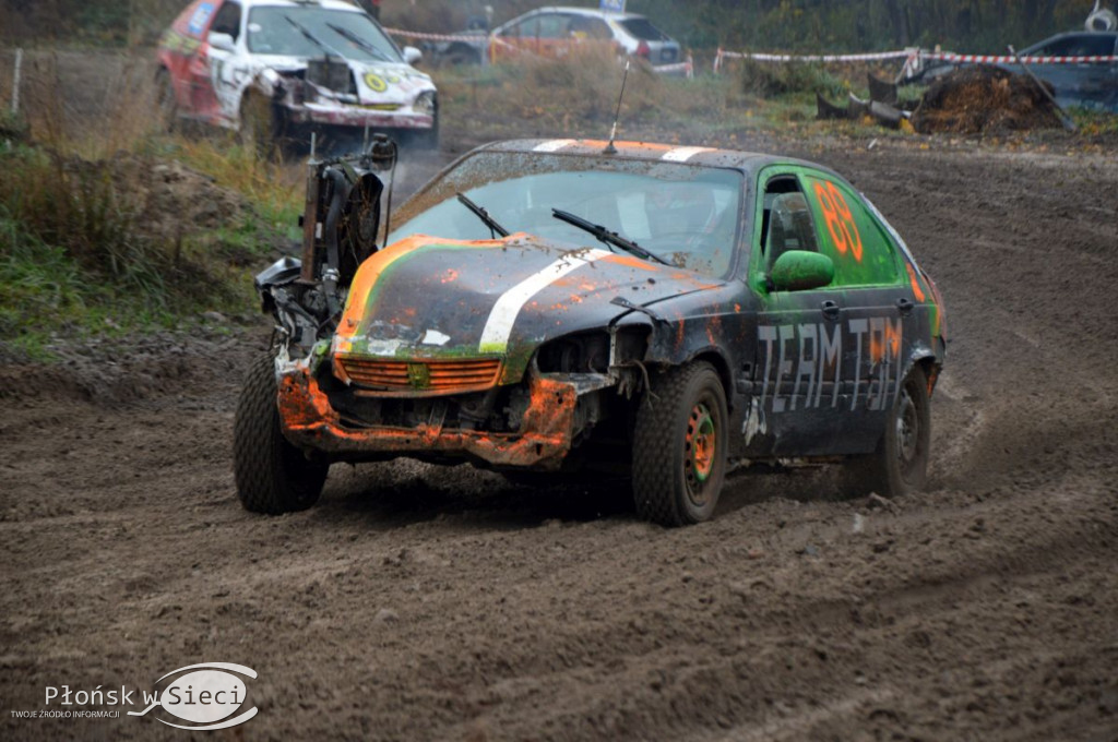 Motociekawy Wrak Race - zbiórka dla Bogusi