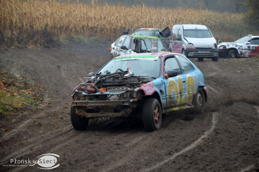 Motociekawy Wrak Race - zbiórka dla Bogusi