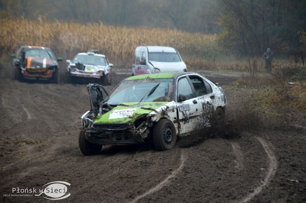 Motociekawy Wrak Race - zbiórka dla Bogusi