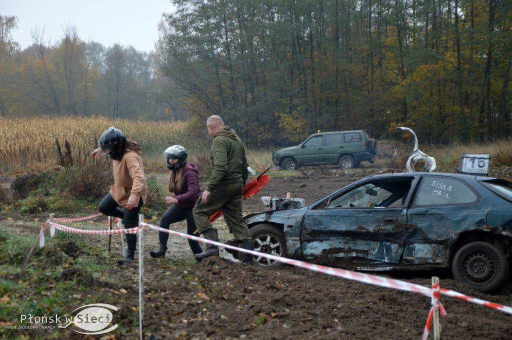 Motociekawy Wrak Race - zbiórka dla Bogusi
