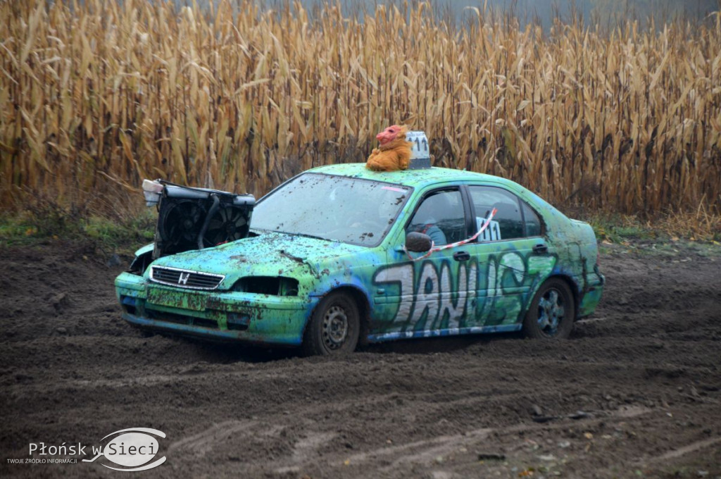 Motociekawy Wrak Race - zbiórka dla Bogusi