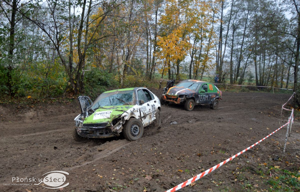 Motociekawy Wrak Race - zbiórka dla Bogusi