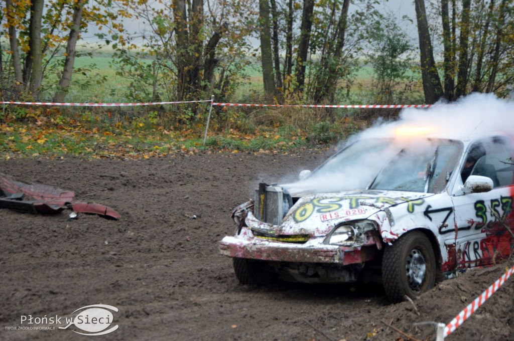 Motociekawy Wrak Race - zbiórka dla Bogusi