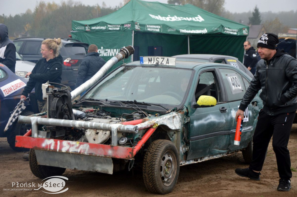 Motociekawy Wrak Race - zbiórka dla Bogusi