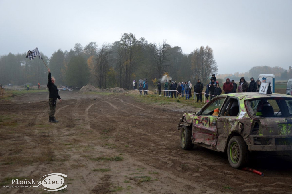 Motociekawy Wrak Race - zbiórka dla Bogusi