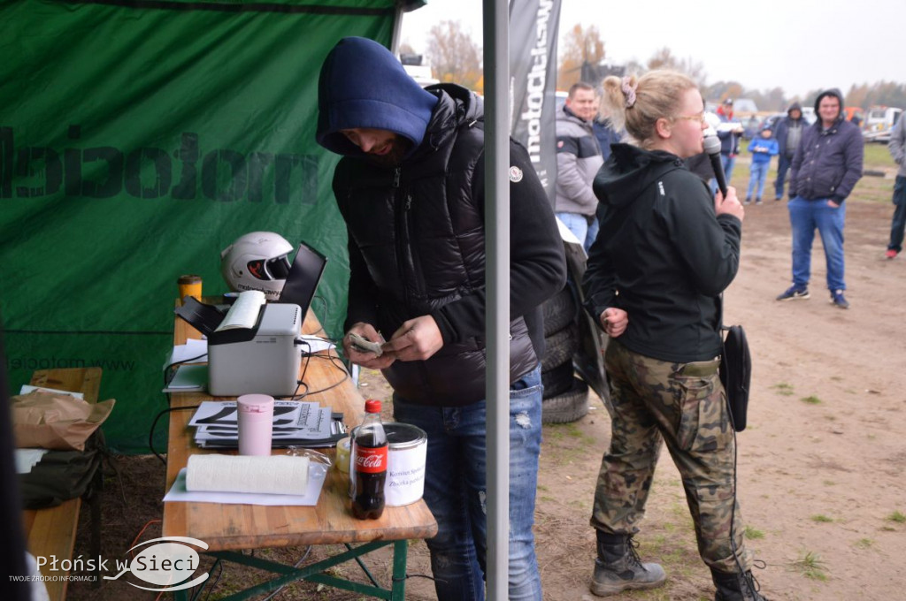 Motociekawy Wrak Race - zbiórka dla Bogusi