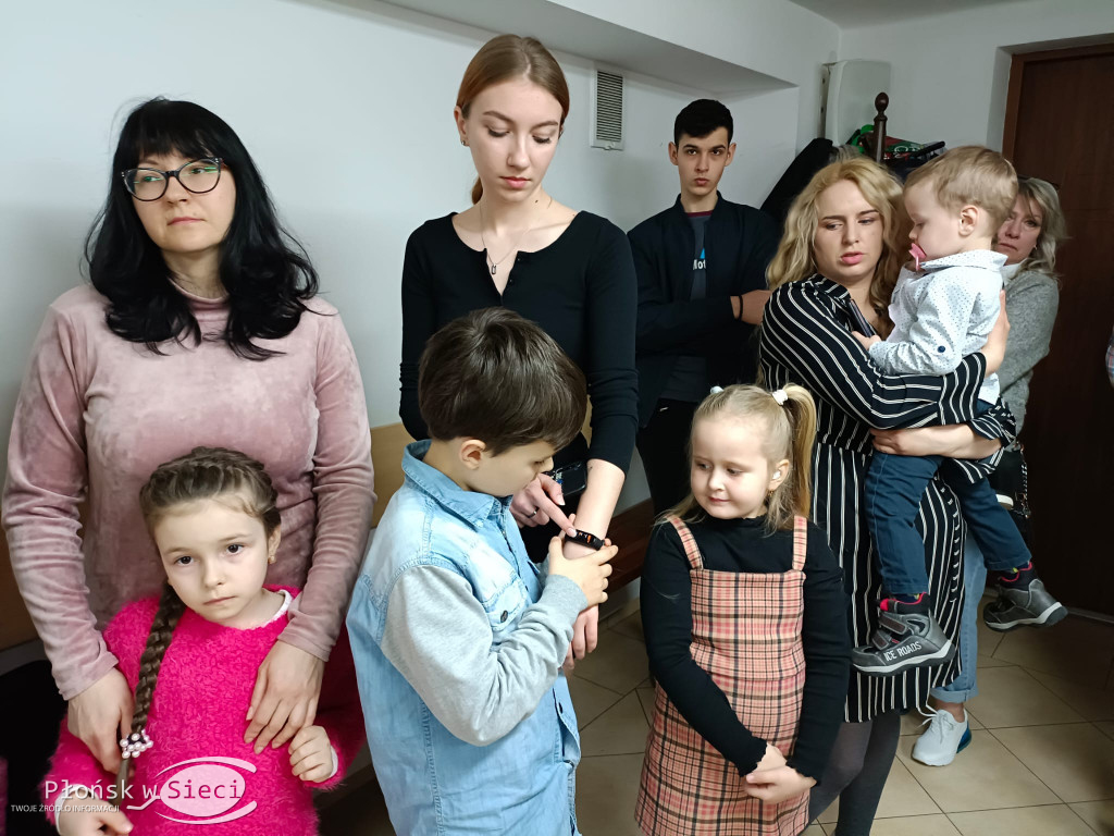 Wielkanocne śniadanie dla wojennych uchodźców