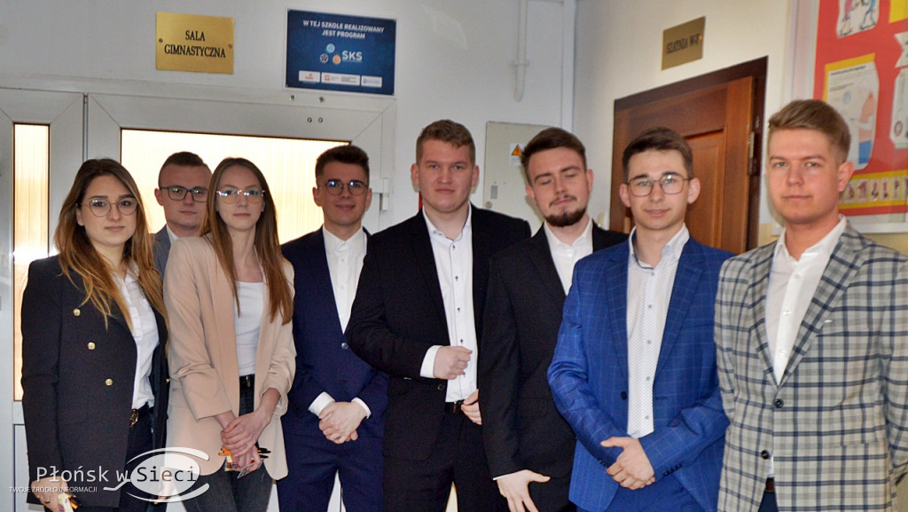 Wystartowały matury. Zdjęcia z ''jedynki''