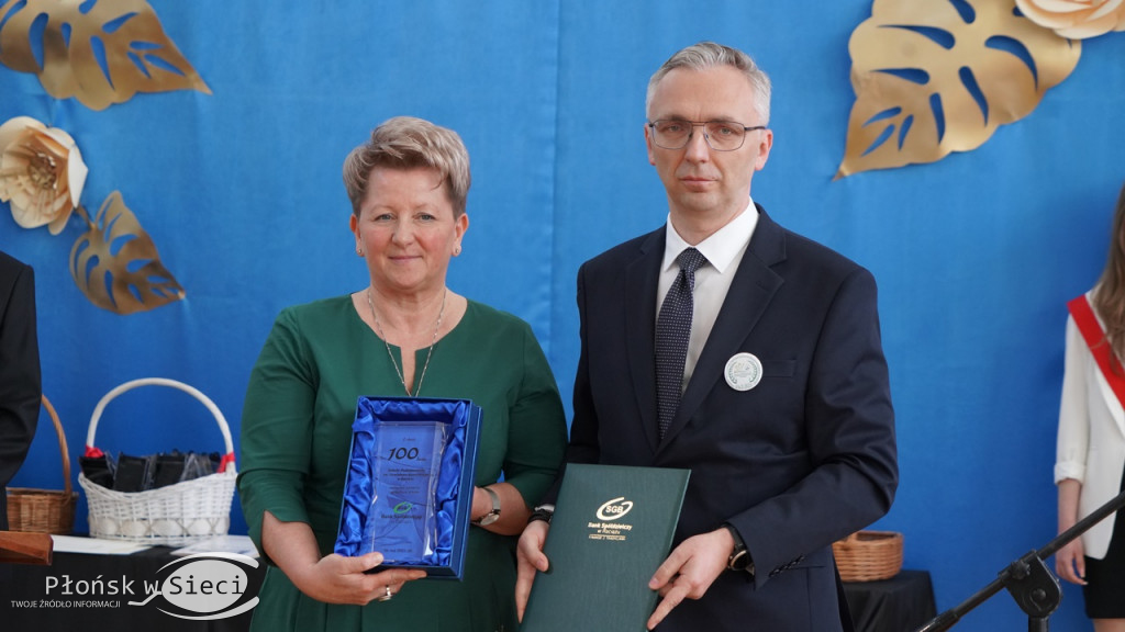 Stulecie podstawówki z Raciąża. Wspomnień czas