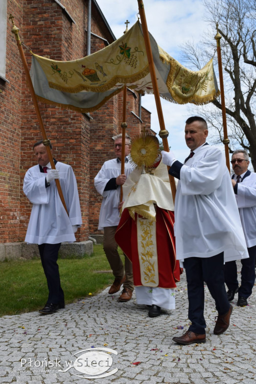 Bogu na chwałę, ludziom na pożytek...