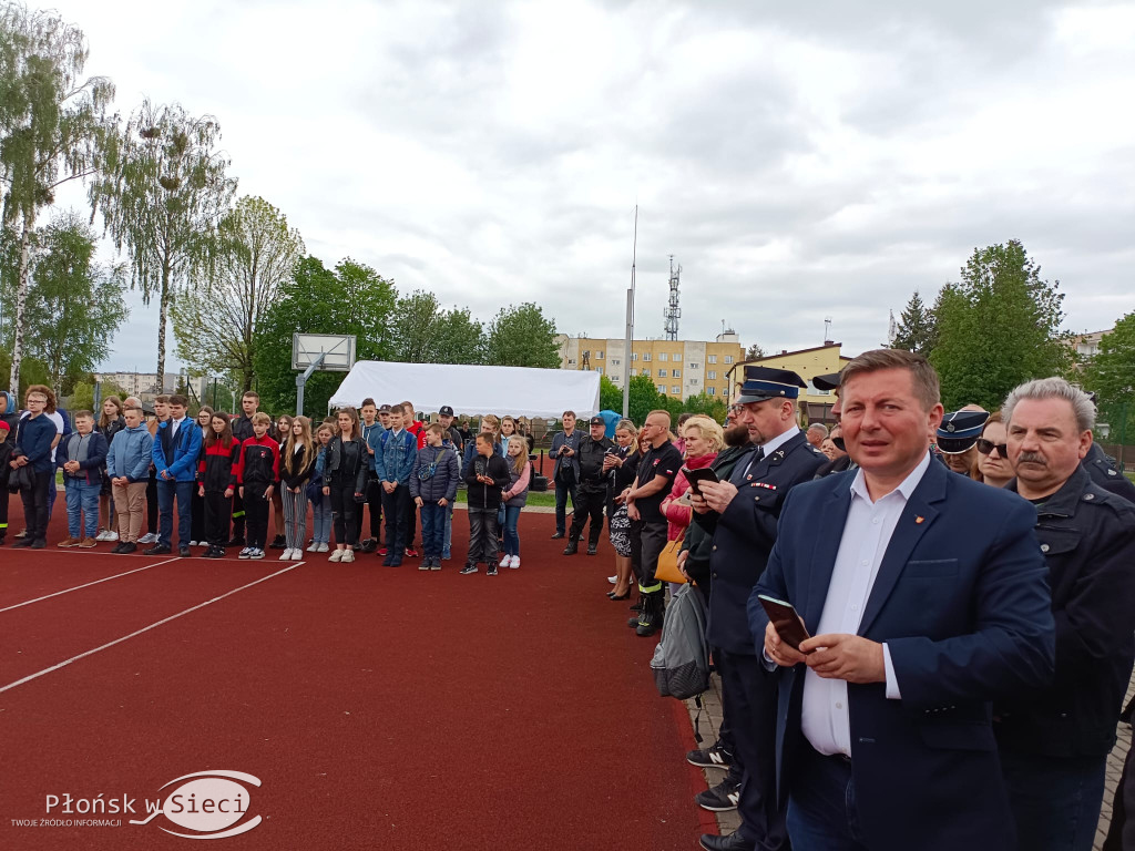 Z wiedzą pożarniczą za pan brat