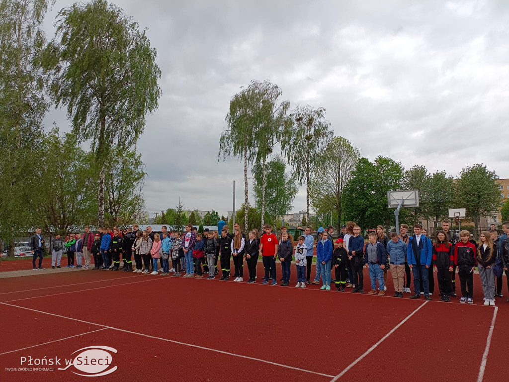 Z wiedzą pożarniczą za pan brat