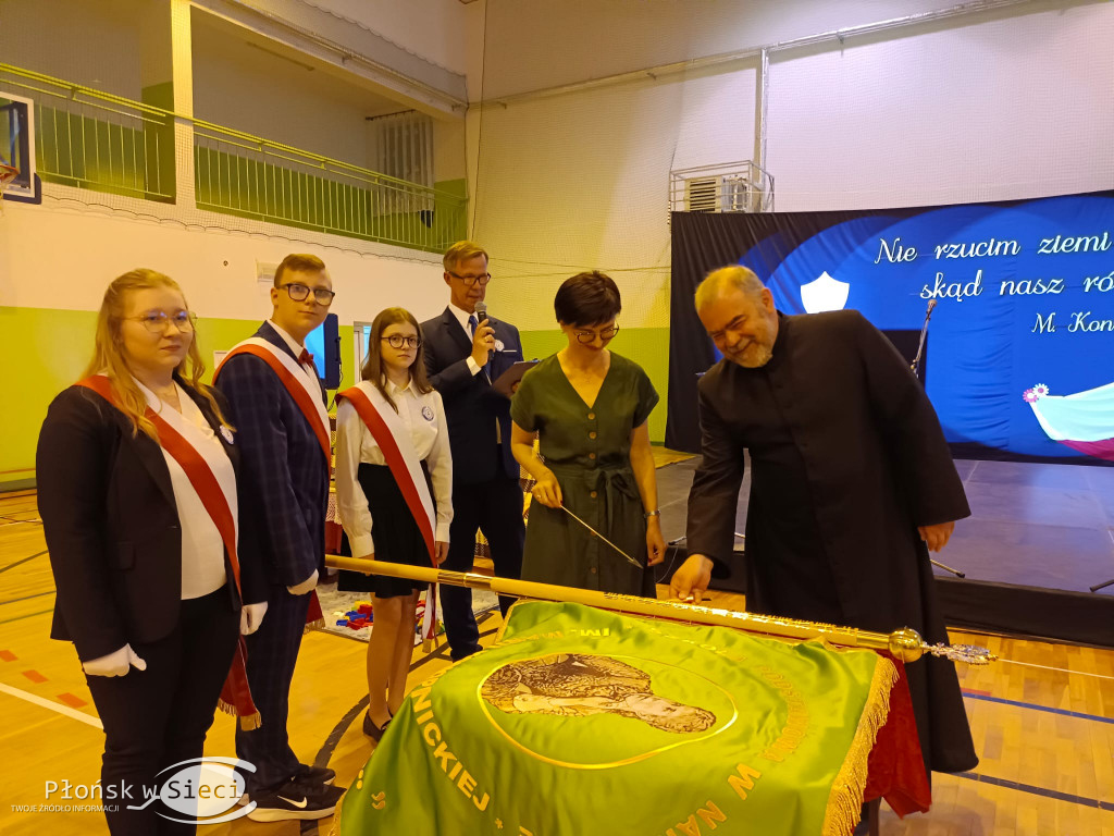 Jubileusz 100-lecia SP w Naruszewie!