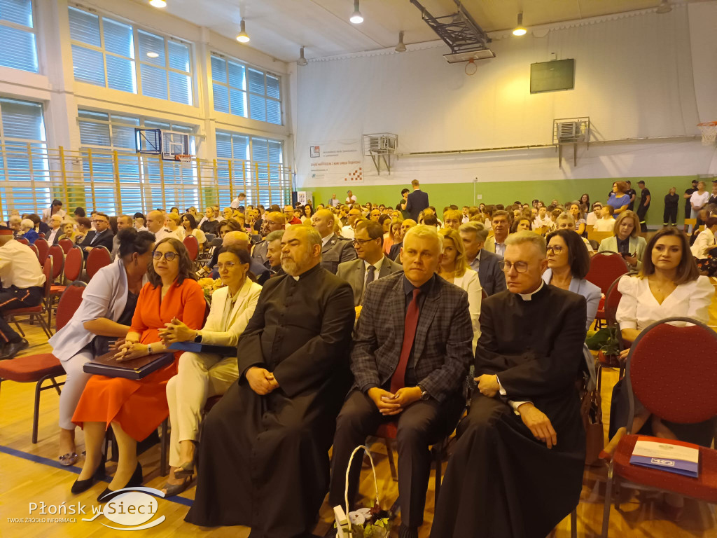 Jubileusz 100-lecia SP w Naruszewie!