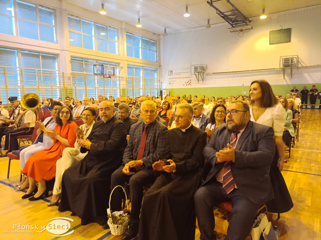 Jubileusz 100-lecia SP w Naruszewie!
