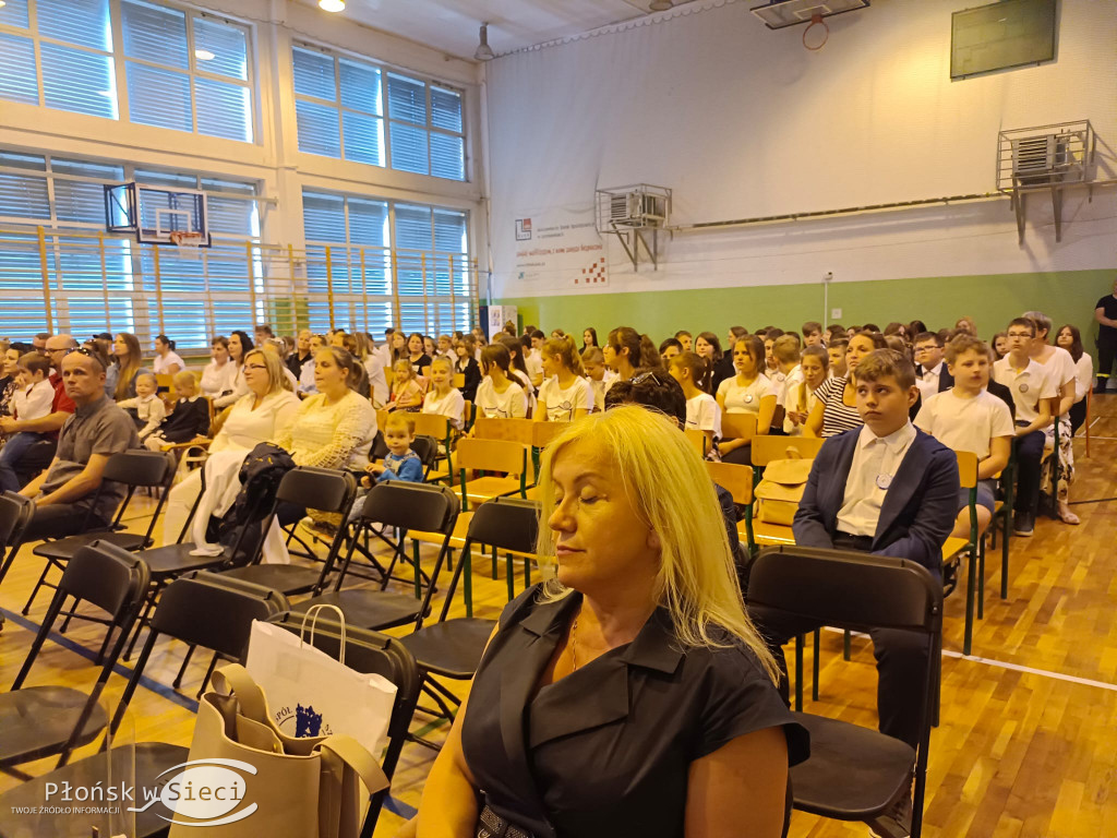 Jubileusz 100-lecia SP w Naruszewie!