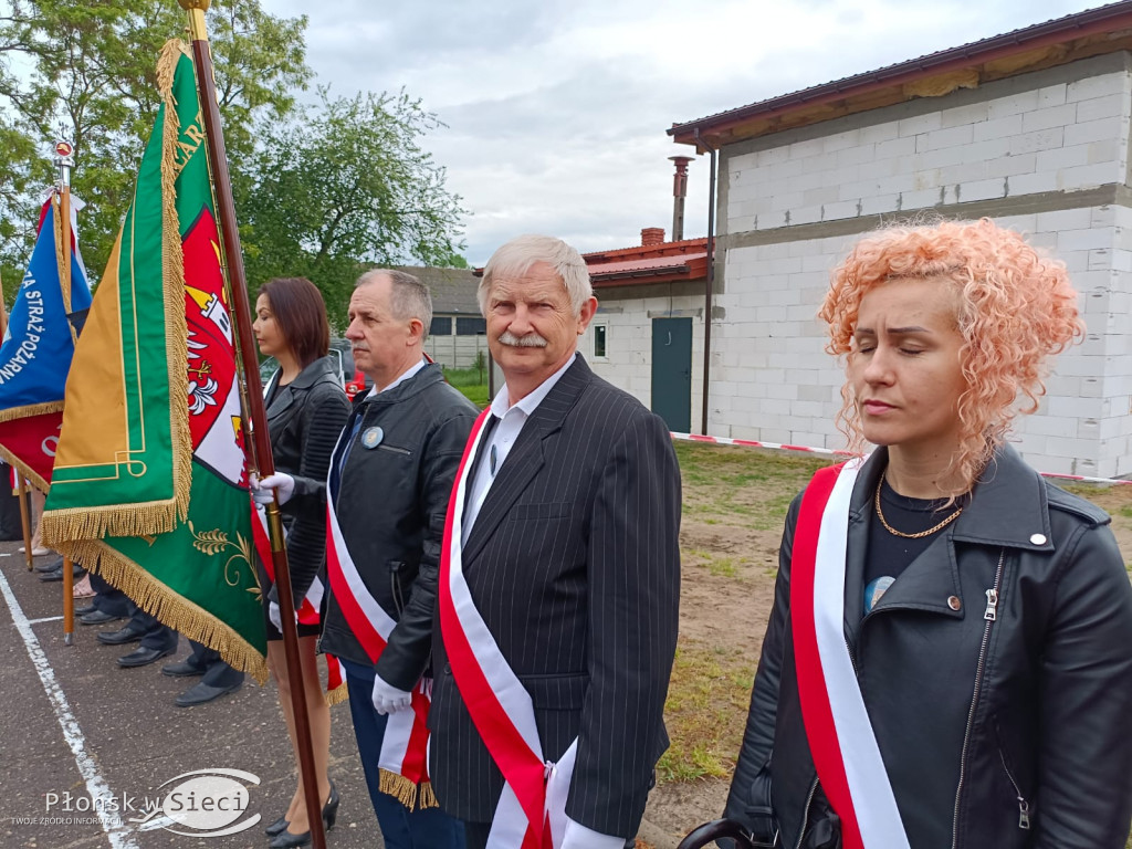 Podstawówka w Jońcu już ze sztandarem