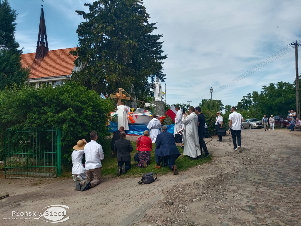 Boże Ciało. Procesja ze Smoszewa do Czerwińska