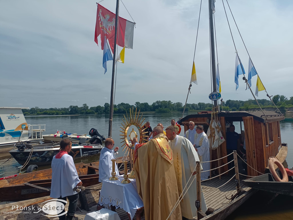 Boże Ciało. Procesja ze Smoszewa do Czerwińska