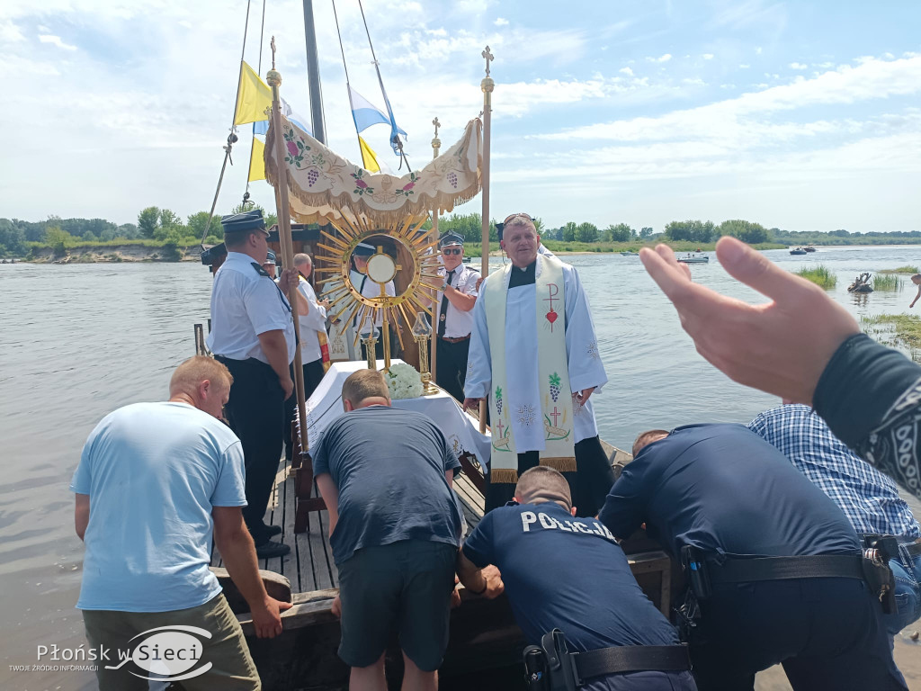 Boże Ciało. Procesja ze Smoszewa do Czerwińska