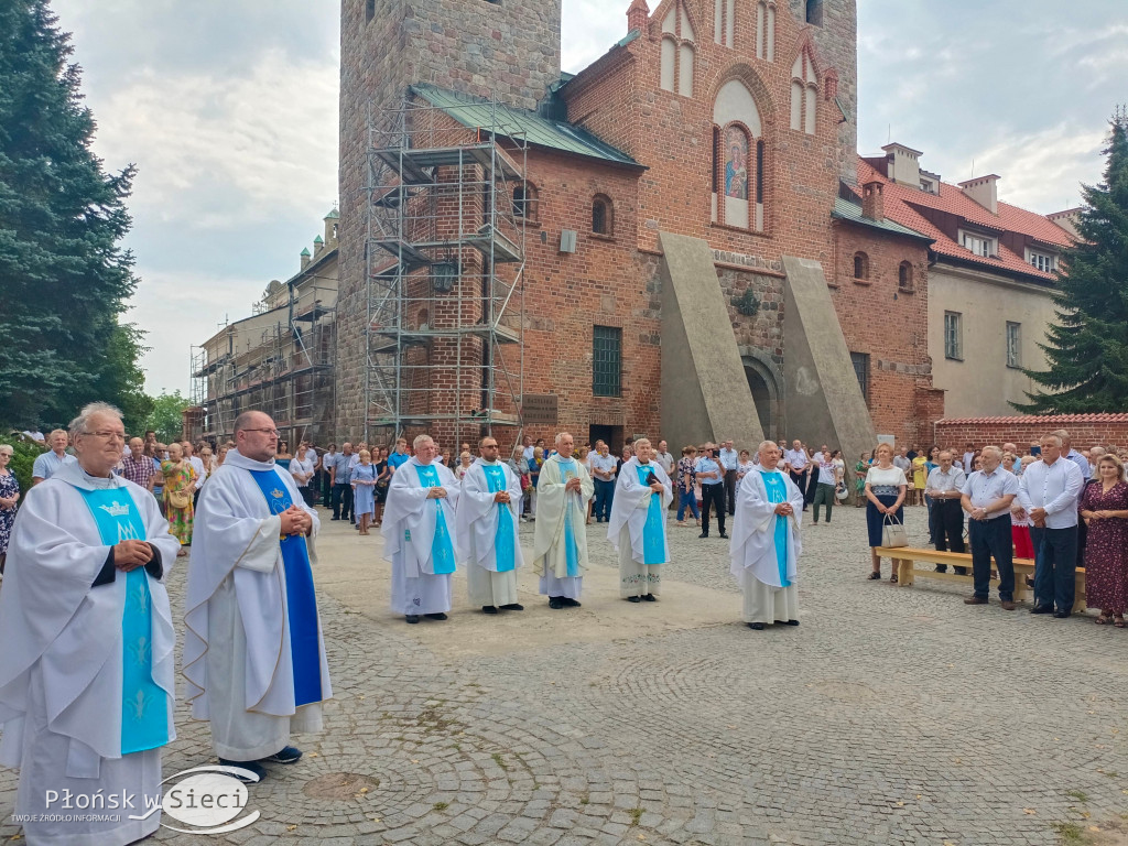 Relikwie S. Wyszyńskiego w Czerwińsku