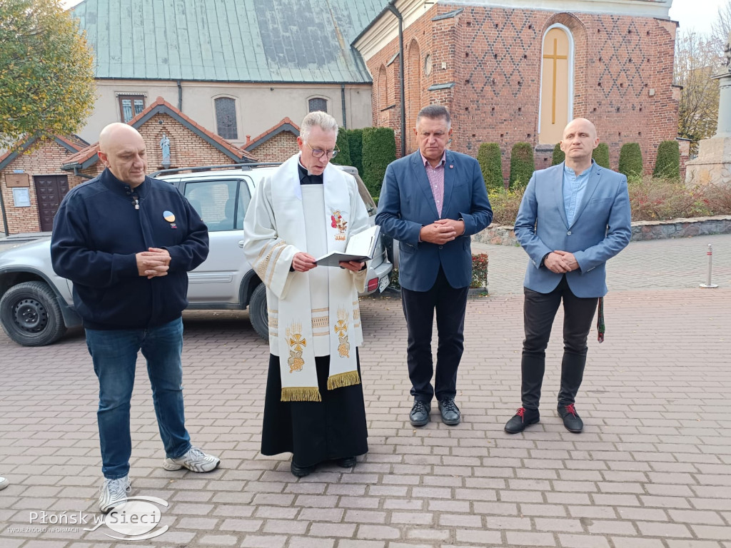 Społeczna szafa stanęła w parafii 'Michała'