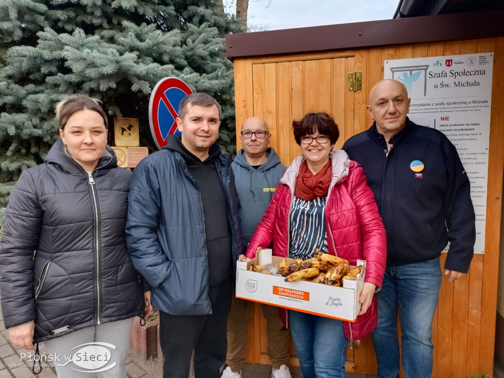 Społeczna szafa stanęła w parafii 'Michała'