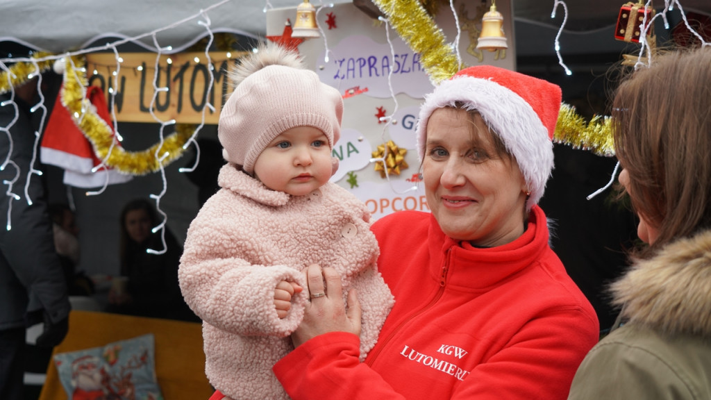 Bożonarodzeniowy kiermasz w Raciążu