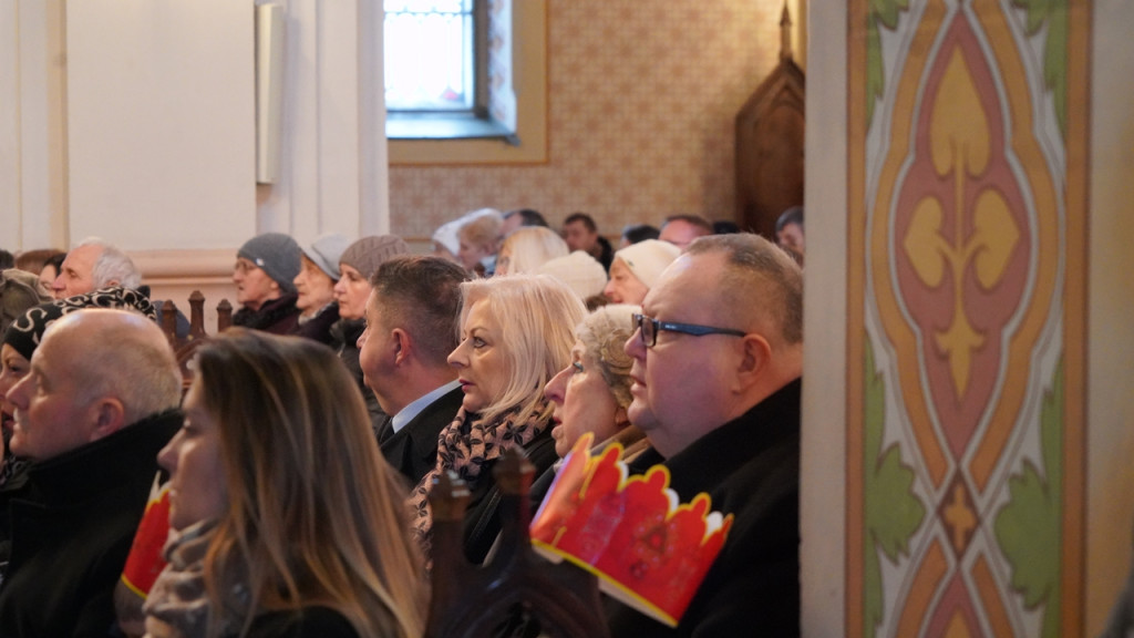 Raciążanie w tradycyjnym orszaku na Trzech Króli