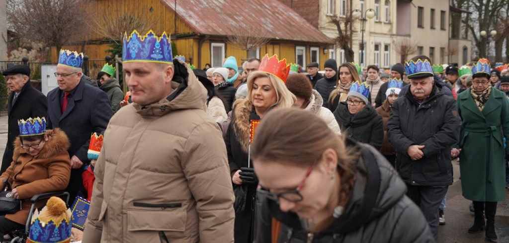 Raciążanie w tradycyjnym orszaku na Trzech Króli