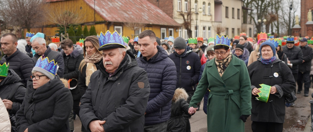 Raciążanie w tradycyjnym orszaku na Trzech Króli