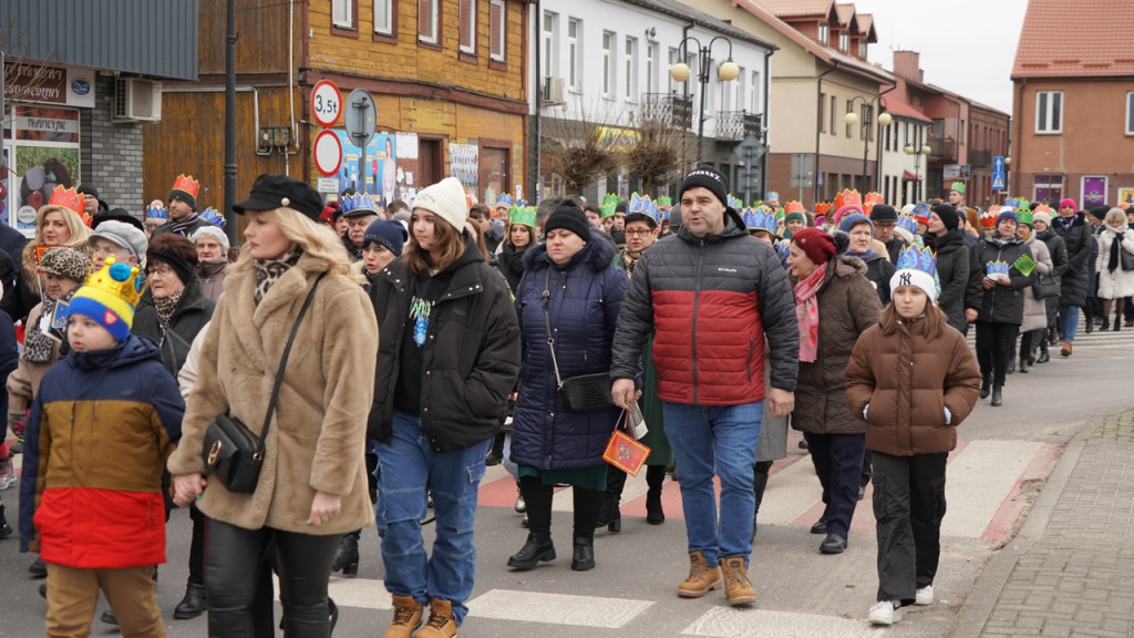 Raciążanie w tradycyjnym orszaku na Trzech Króli