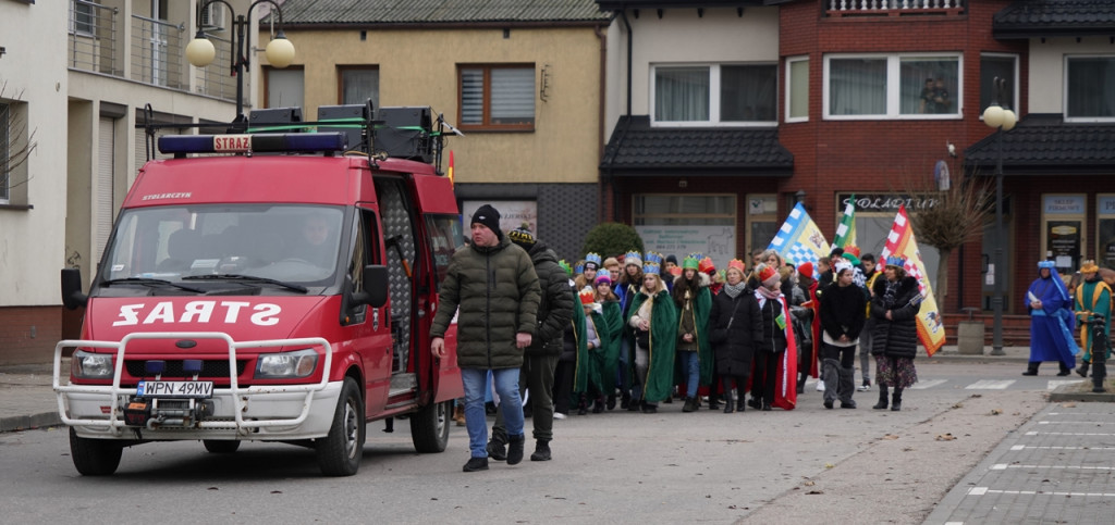 Raciążanie w tradycyjnym orszaku na Trzech Króli