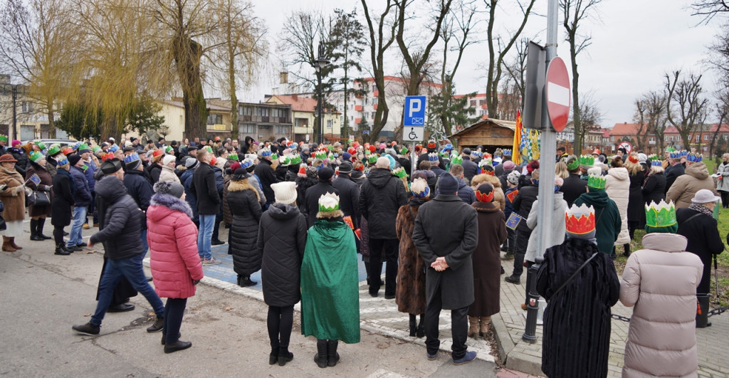 Raciążanie w tradycyjnym orszaku na Trzech Króli