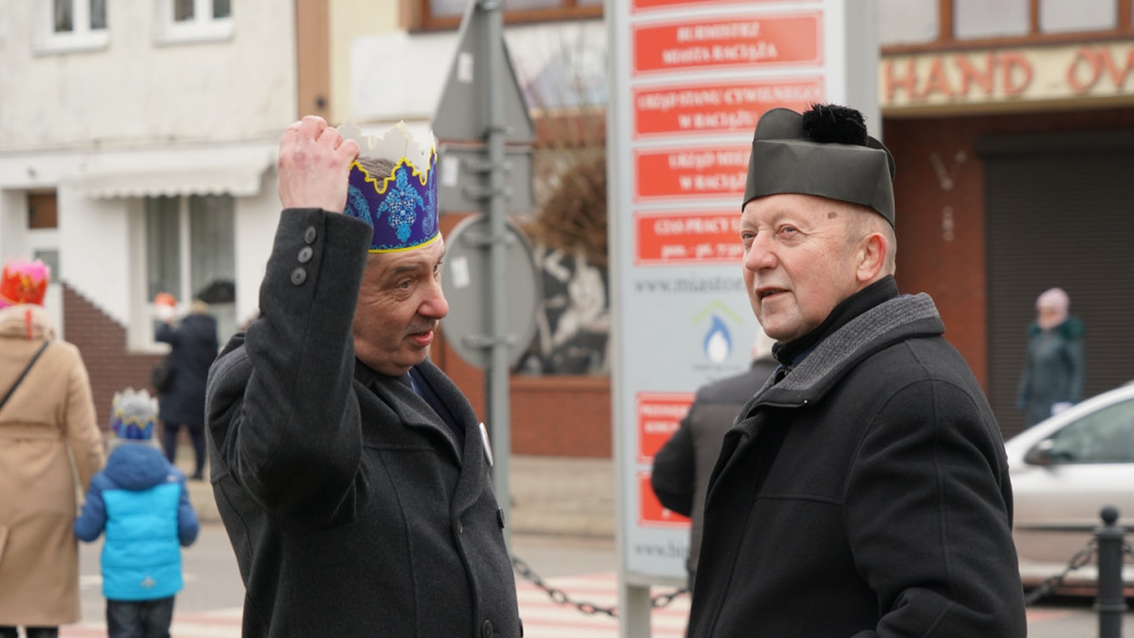 Raciążanie w tradycyjnym orszaku na Trzech Króli