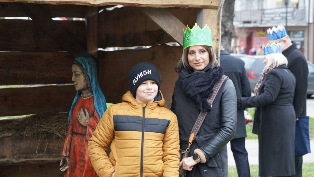 Raciążanie w tradycyjnym orszaku na Trzech Króli