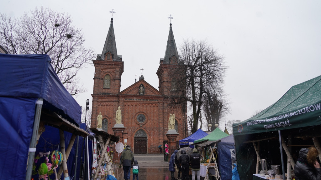 Wielkanocny kiermasz w Raciążu