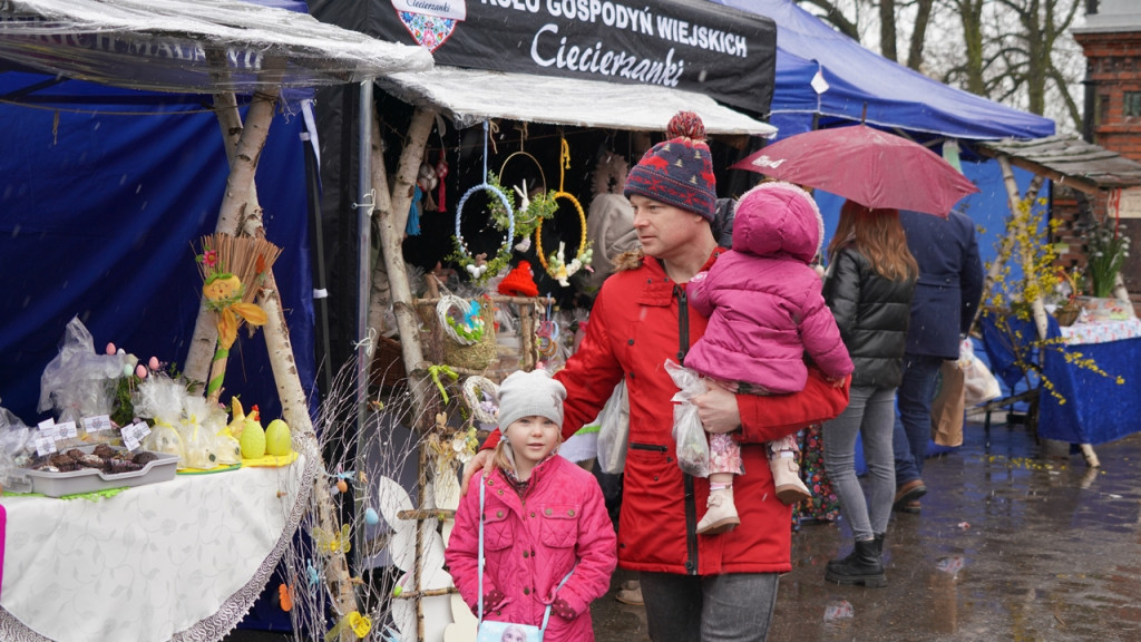 Wielkanocny kiermasz w Raciążu
