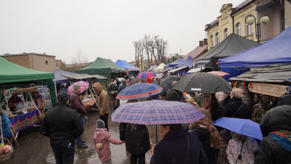 Wielkanocny kiermasz w Raciążu